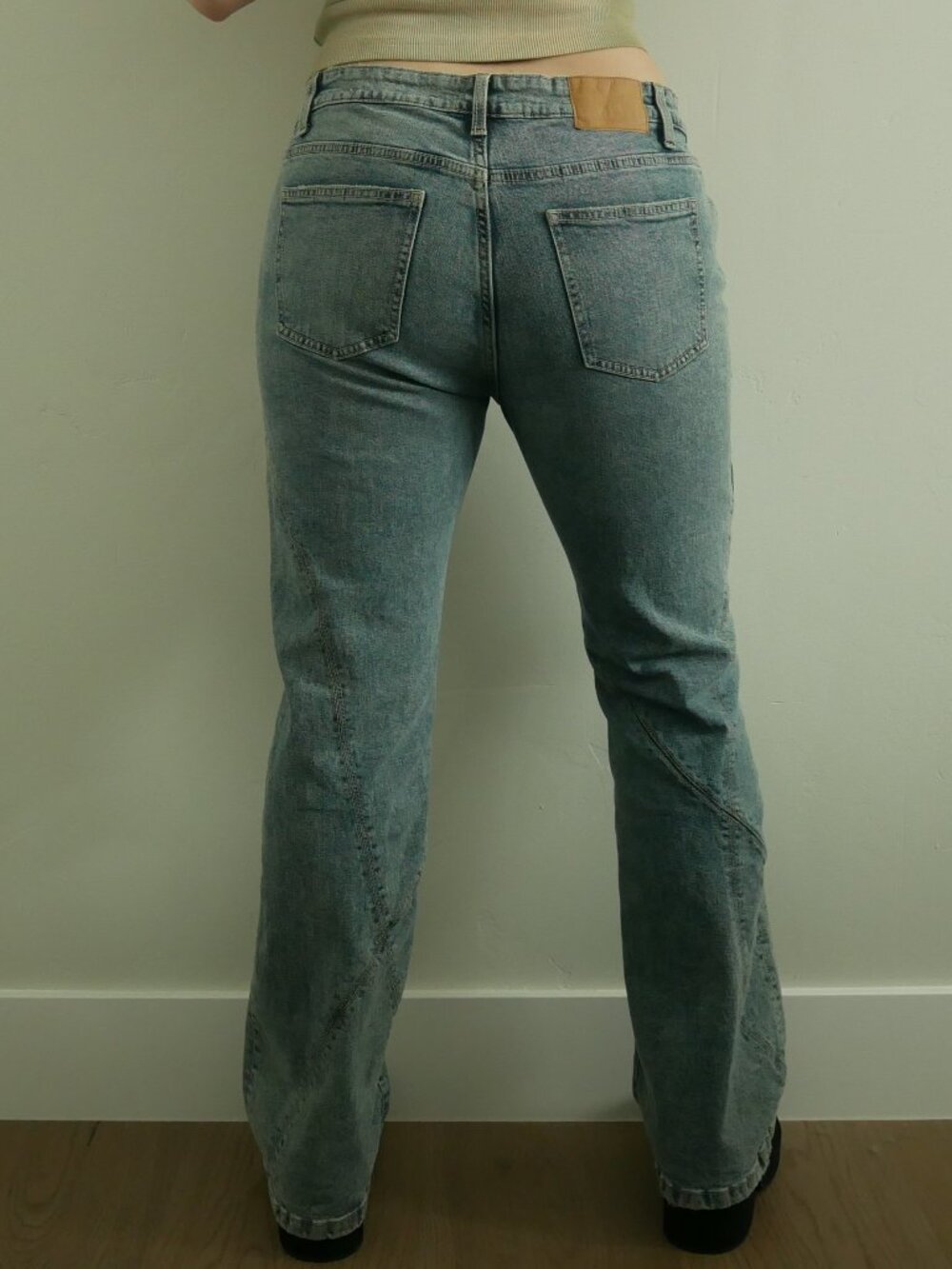 Cotton On Stretch Bootcut Midrise Jeans, size 32 - Picture 4 of 5